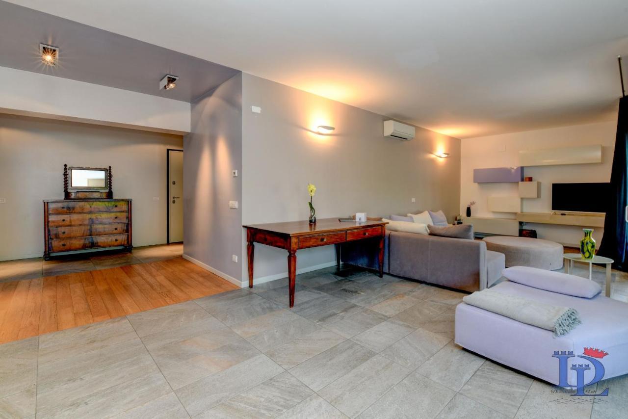 דסנזאנו דל גארדה Desenzanoloft Official Partner Marriott Homes & Villas - Oscar Luxury Suite מראה חיצוני תמונה